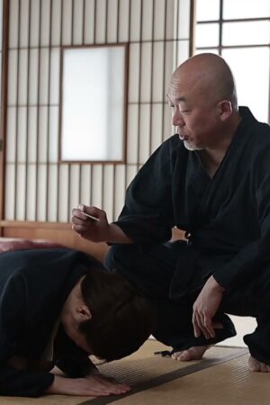 Kanna Fuji JUQ-834: Người vợ khao khát dây trói, dâng hiến thân mình trong khoảnh khắc bùng nổ.