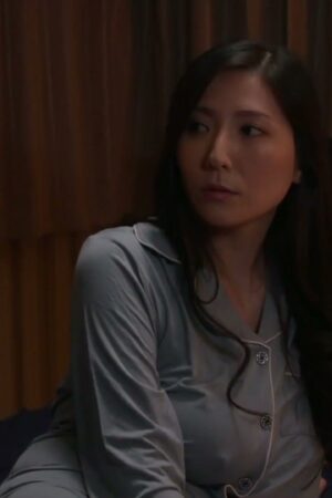 Yuna Shiina JUQ-431: Nàng dâu trinh trắng bỗng hóa lẳng lơ, khao khát phơi bày bí mật ướt át