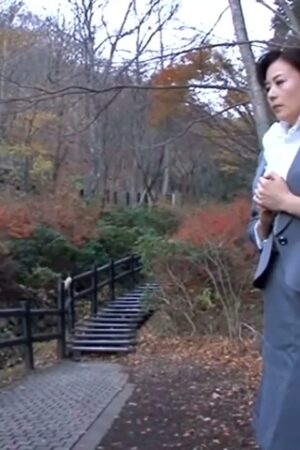 Cô giáo Eriko Miura thèm khát tái ngộ tình cũ, JUX-034
