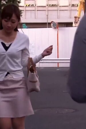 Yuka aoyama JUX-053: sự vụng trộm ướt át của người vợ khao khát
