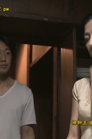 Hisayo Nanami trong JUX-157: Mẹ quyến rũ với bí mật ướt át sau lớp gốm