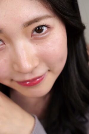 Hikaru Minazuki trong BAGR-060: Ánh mắt ma mị điều khiển mọi cực khoái