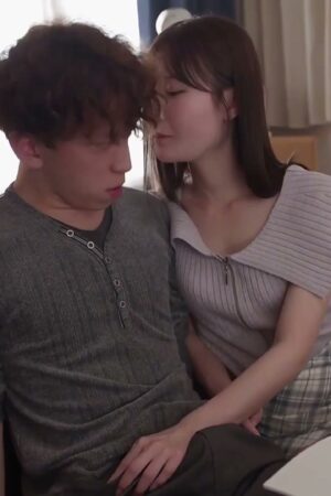 Cô gia sư Miru quyến rũ dạy chàng trai lần đầu nếm trái cấm SONE-637