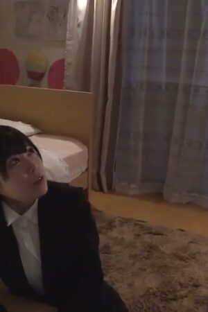Yokomiya Nanami: Nàng thơ công sở ướt át khao khát sự chiếm hữu mãnh liệt trong MIAA-657