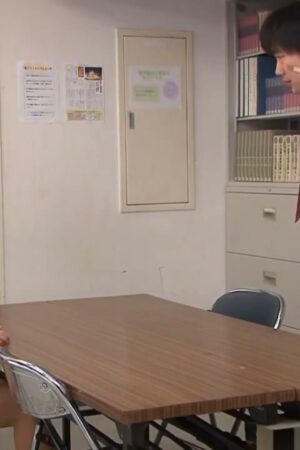 Anri Okita ướt át, lẳng lơ, khát khao cháy bỏng trong MIDE-095