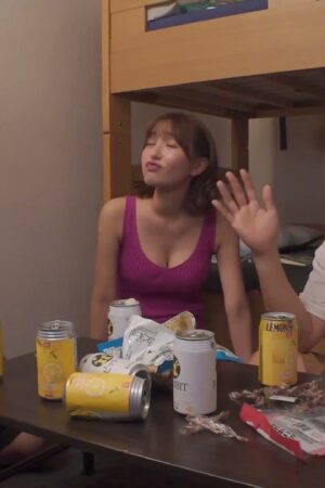 Sarina Hyunaga và Hono Wa trong MIAB-067: Ký túc xá rung chuyển, khát khao cấm kỵ bùng cháy