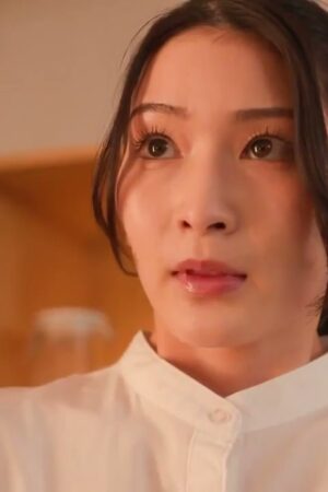 Suzu và STARS-924: Nữ phục vụ cafe lạc lối trong vòng tay dục vọng, thăng hoa không lối thoát