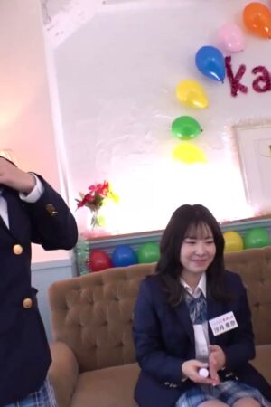 Satsuki Ena, Hinata Natsu, Minazuki Hikaru, Mochizuki Tsubomi trong CAWD-703: Chuyến đi học ướt át, khát khao bùng cháy