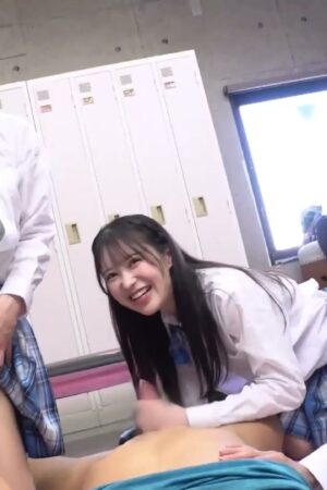 Satsuki Mei, Mizuki Aina, Tenma Yui cùng CAWD-701: Cuộc du ngoạn đồng phục khêu gợi, khát khao dâng trào