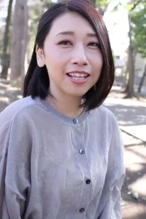 Ikumi Shiramine JUQ-833: Nàng nội trợ ướt át bùng cháy khát khao cấm kỵ