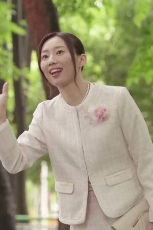 Quà tốt nghiệp ướt át từ mẹ kế Rinka Ono: JUQ-952 khiến chàng trai trẻ chìm đắm trong dục vọng