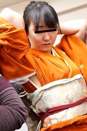 Mỹ nhân Không ướt át, dâng hiến cuồng nhiệt cùng mã phim Không