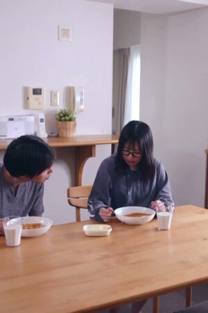 Yuki K trong ROYD-271: Em gái ‘trong veo’ lột xác, khát khao bùng cháy khi cởi bỏ cặp kính